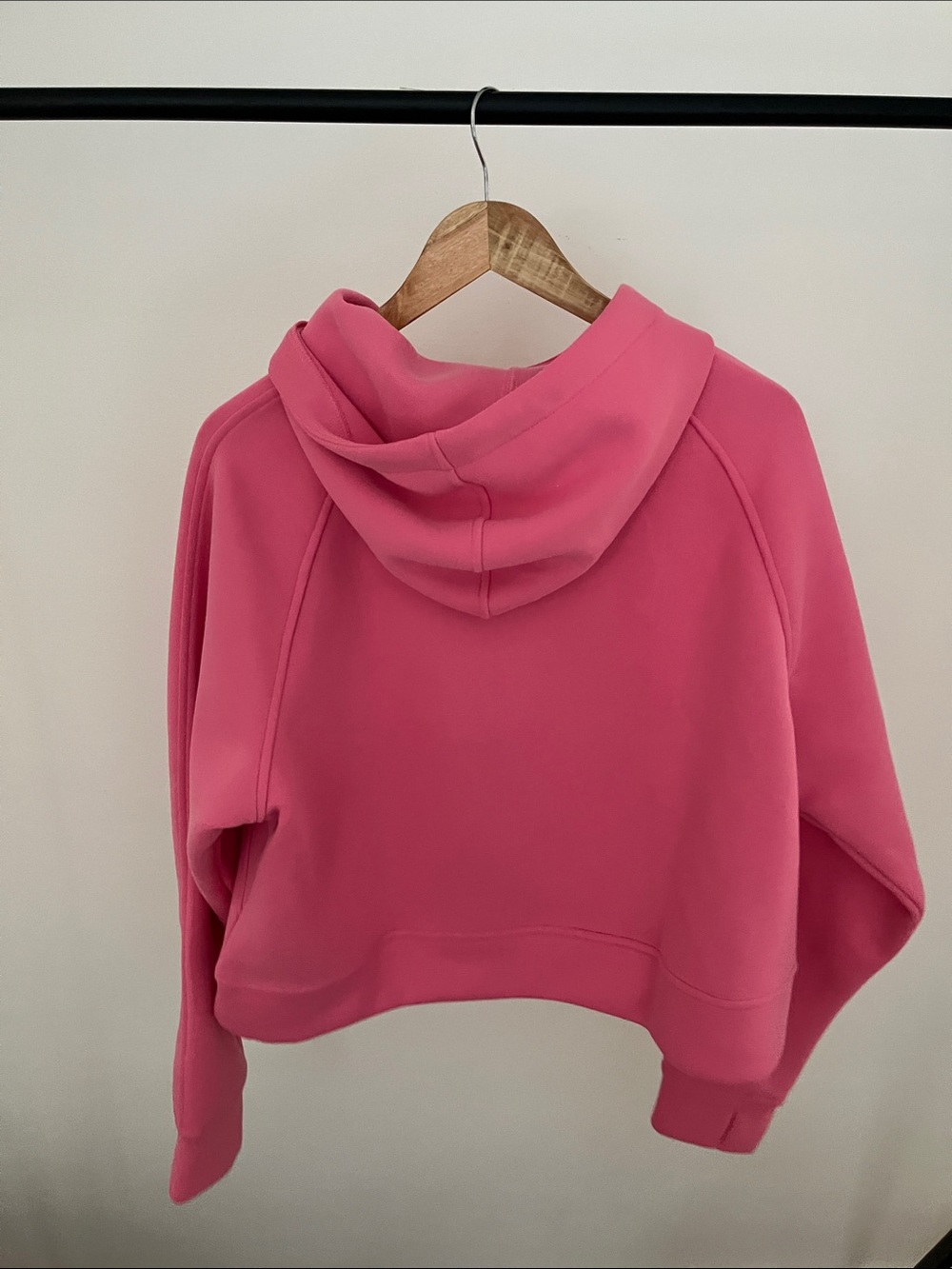 Brand New Pink Cropped Hoodie size XL - Picture 4 of 5